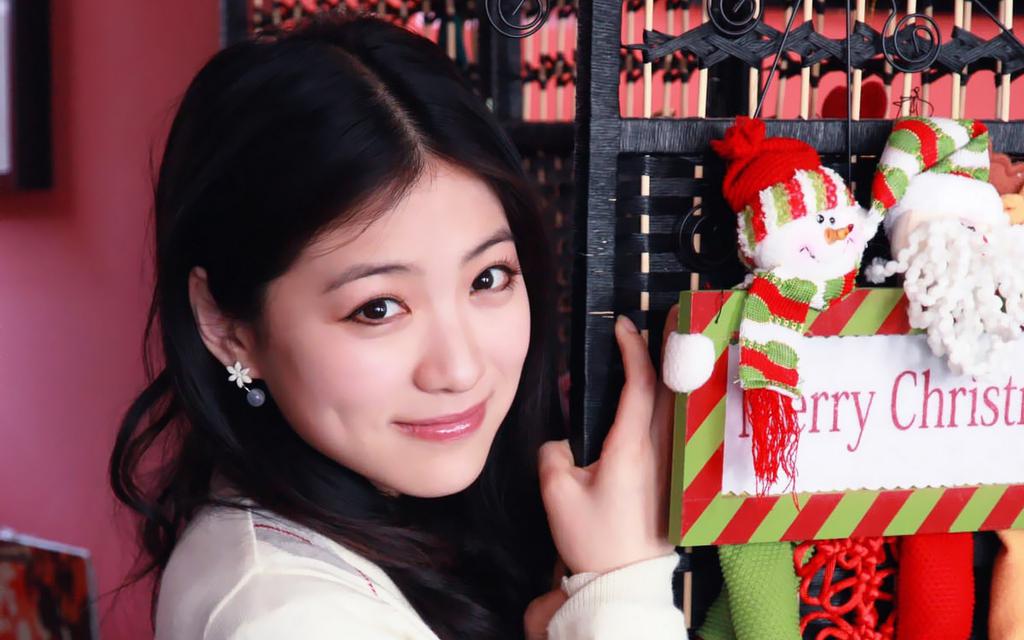 甜美女生施艺佳