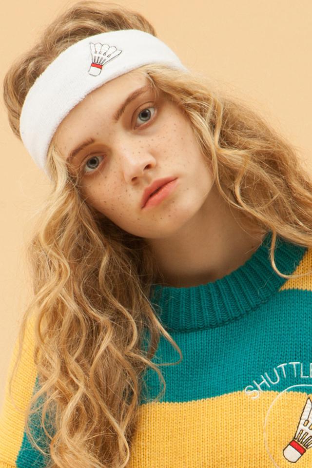 运动风雀斑少女