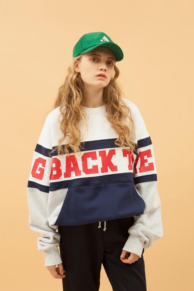 运动风雀斑少女