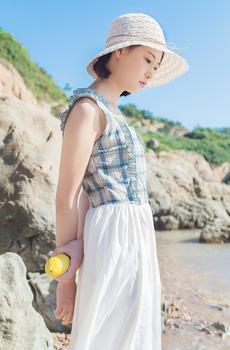 夏日美女海边治愈系-1