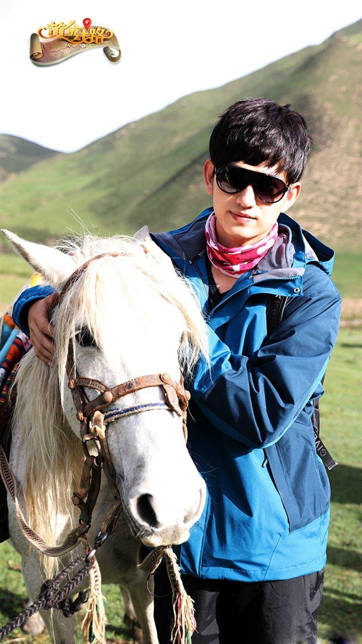 《黄金路线》海报