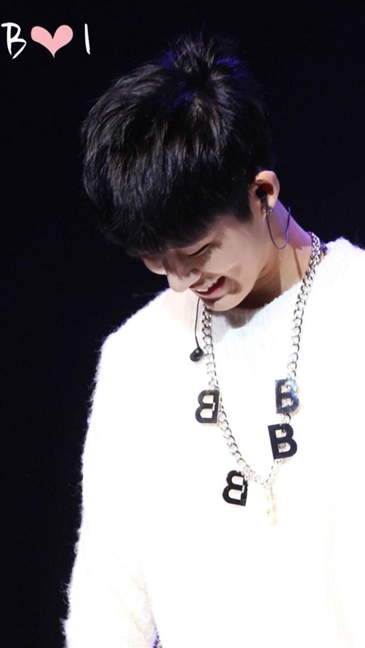 韩国明星BI金韩彬