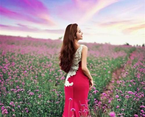 森系的唯美女子