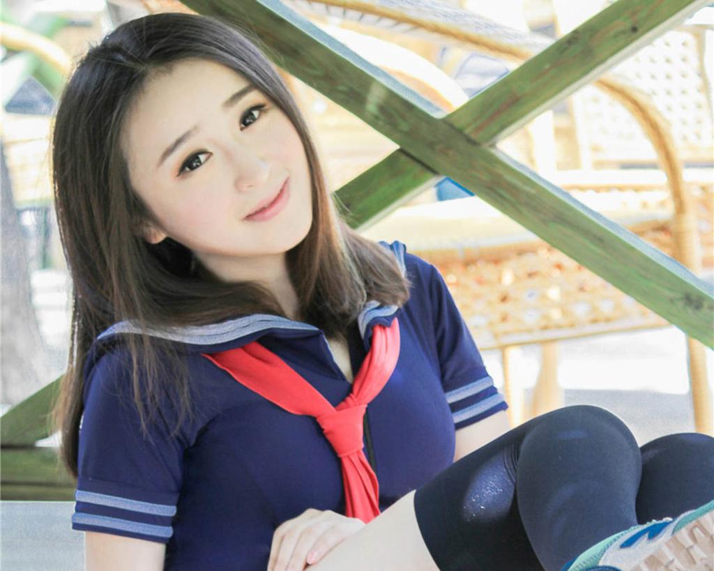 煊煊sunny学生制服写真