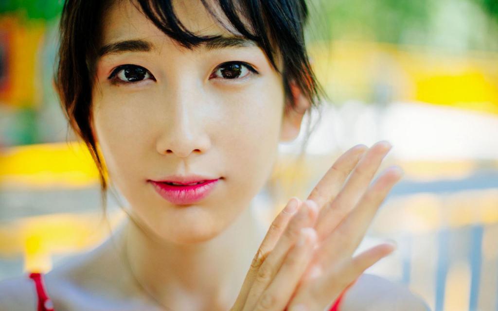 日系美女特写照