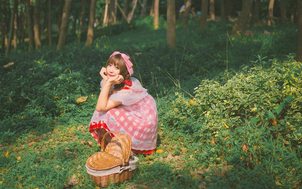 日系美少女户外写真