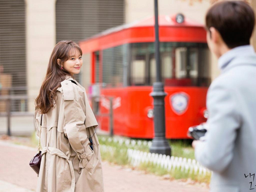 奇幻爱情《明天和你》