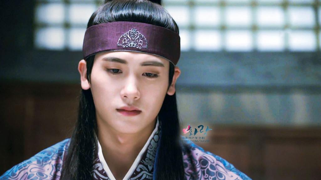 《花郎》朴炯植古装剧照