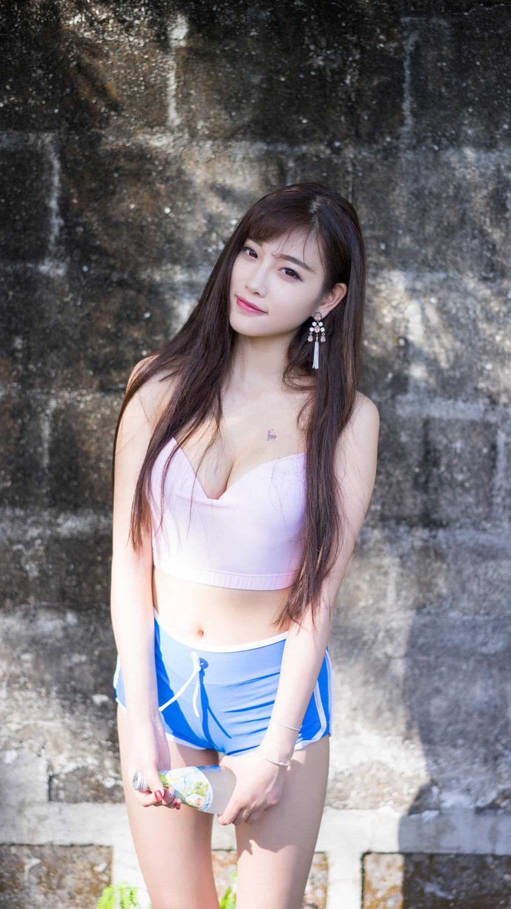 白嫩美腿旅拍写真