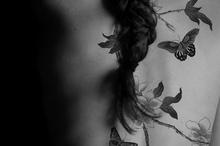 个性欧美纹身美女