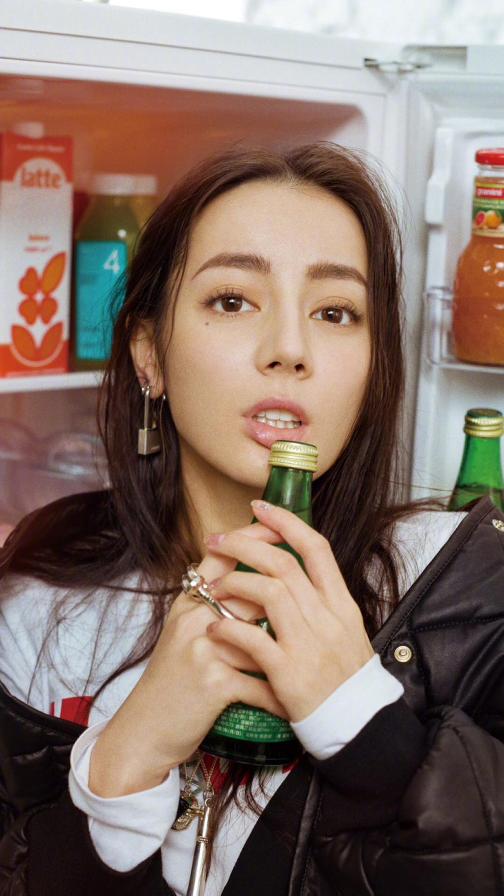 迪丽热巴个性写真