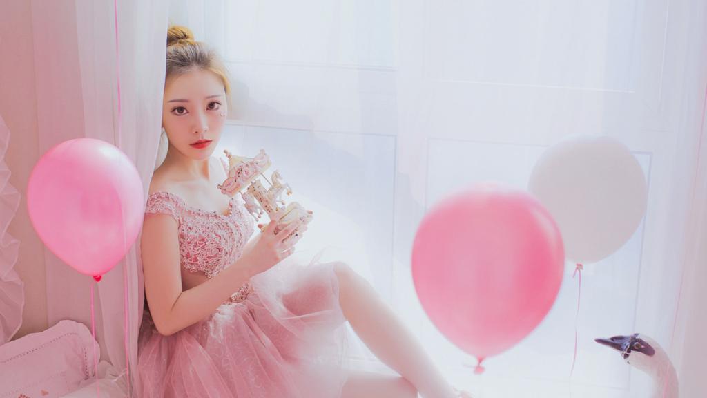 粉红少女高清唯美写真