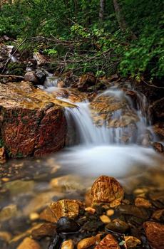 山林间唯美瀑布自然风光-4