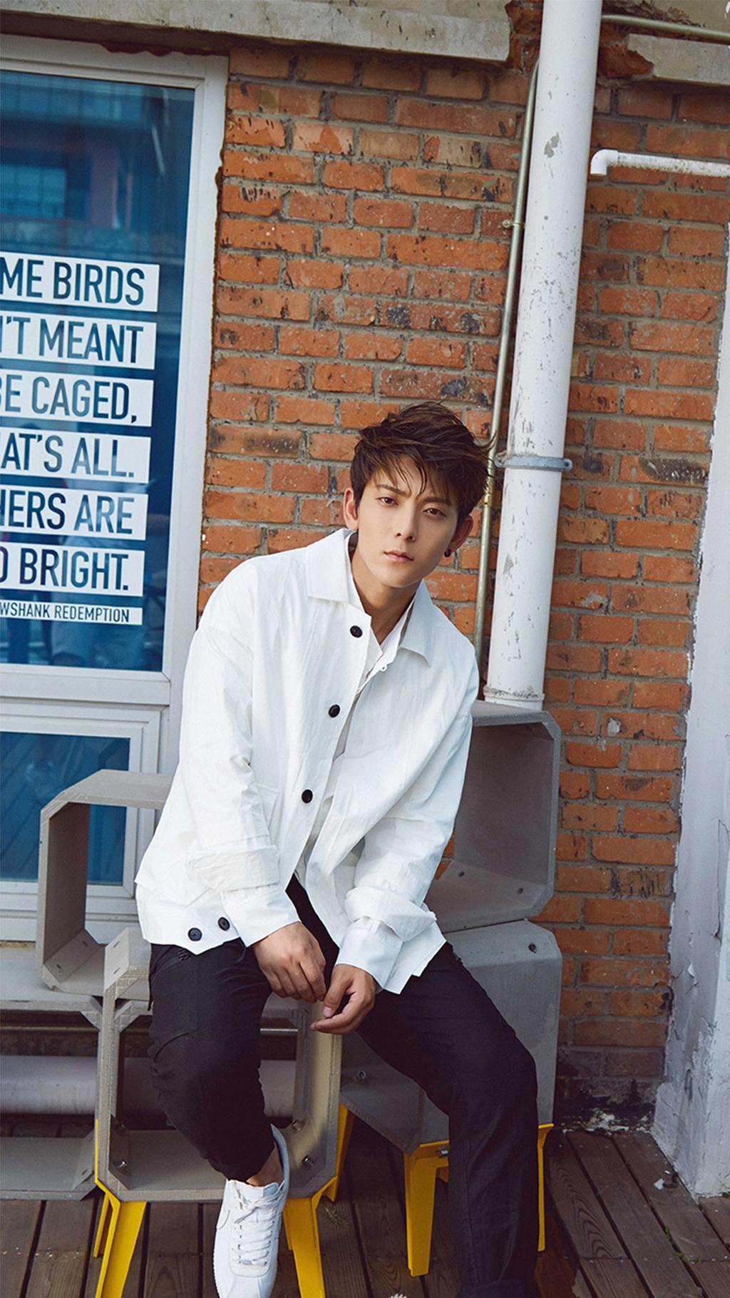 百变男神陈翔最新帅气时尚魅力大片