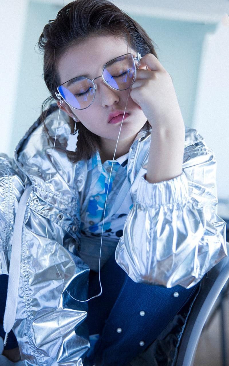 张子枫百变风格时尚大片