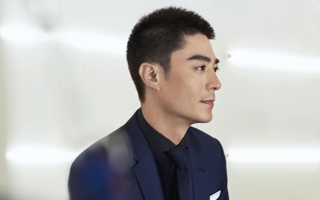 霍建华最新西装帅气写真