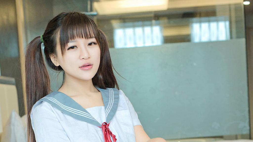 水手制服美女私房性感写真