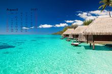2017年8月蓝天海景日历图片