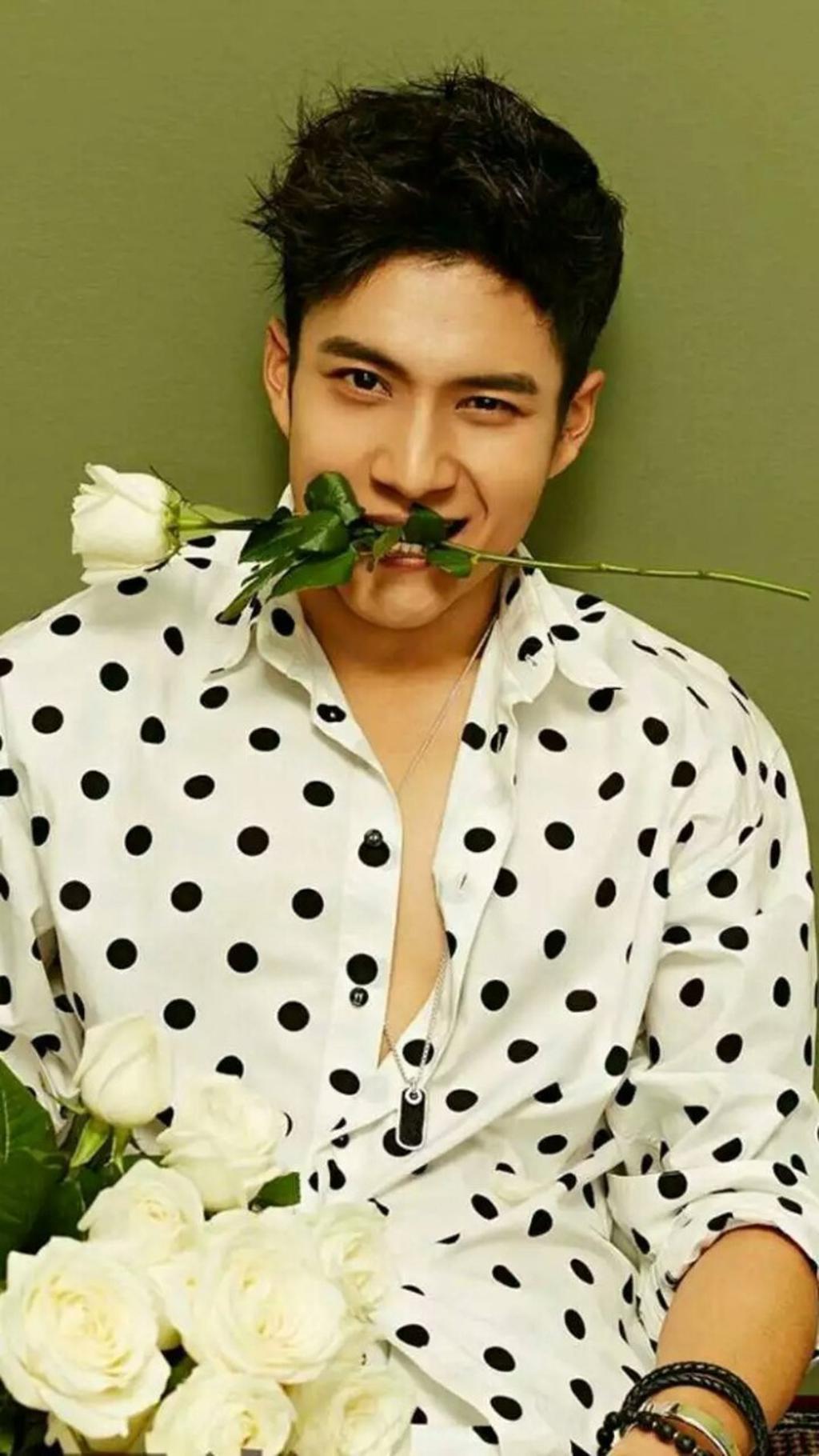 90后人气小生韩东君时尚写真