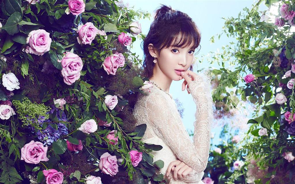 短发美女金晨甜美高清写真