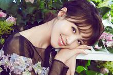 短发美女金晨甜美高清写真