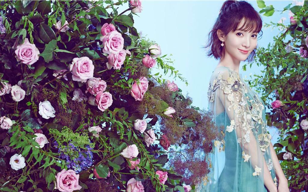 短发美女金晨甜美高清写真