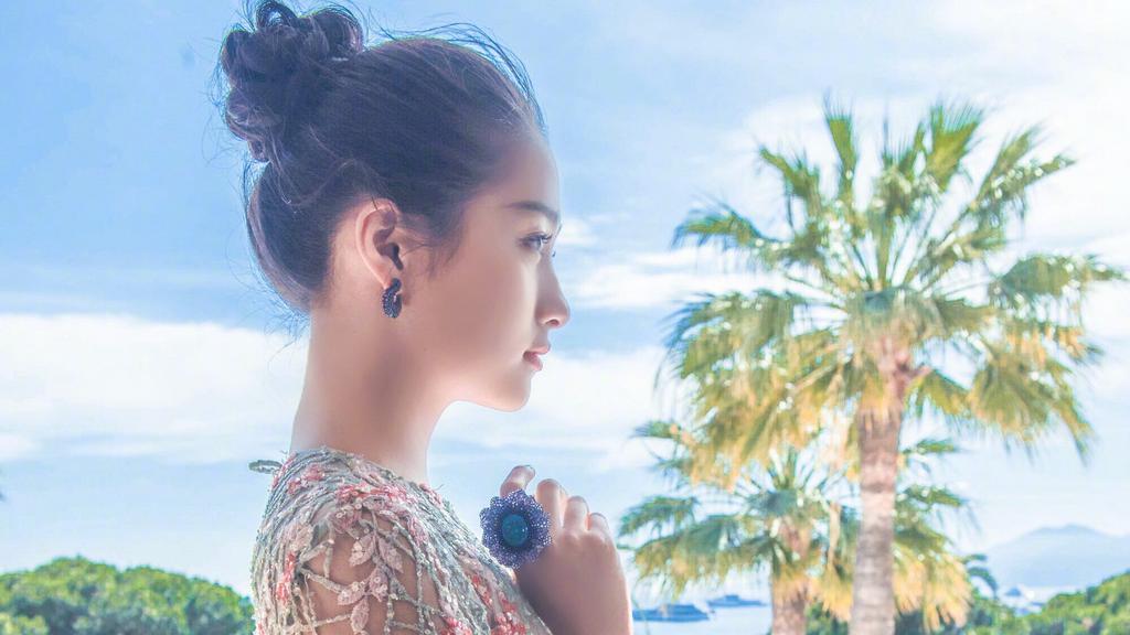 关晓彤唯美写真