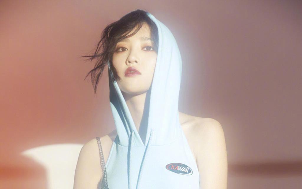 唐艺昕梦幻时尚写真