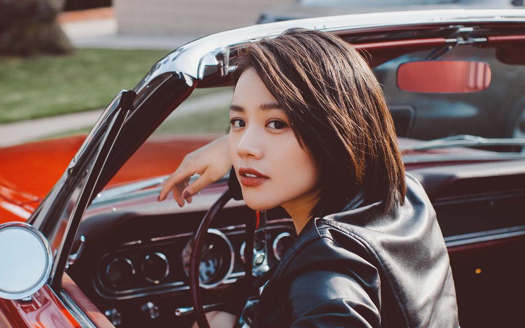 马思纯清新时尚大片