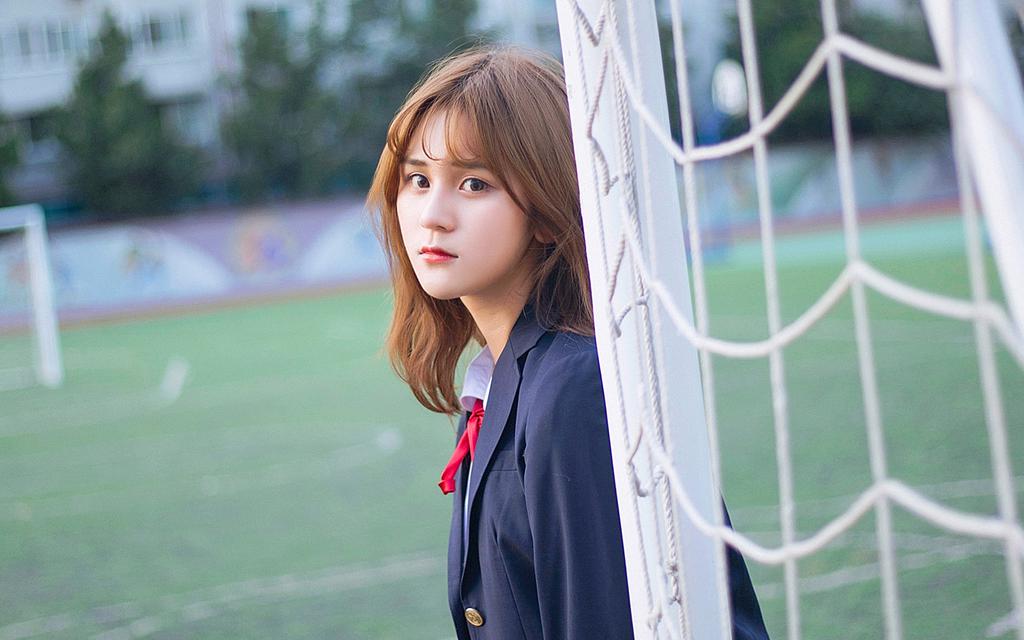 甜美少女学生制服写真