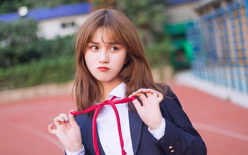 甜美少女学生制服写真