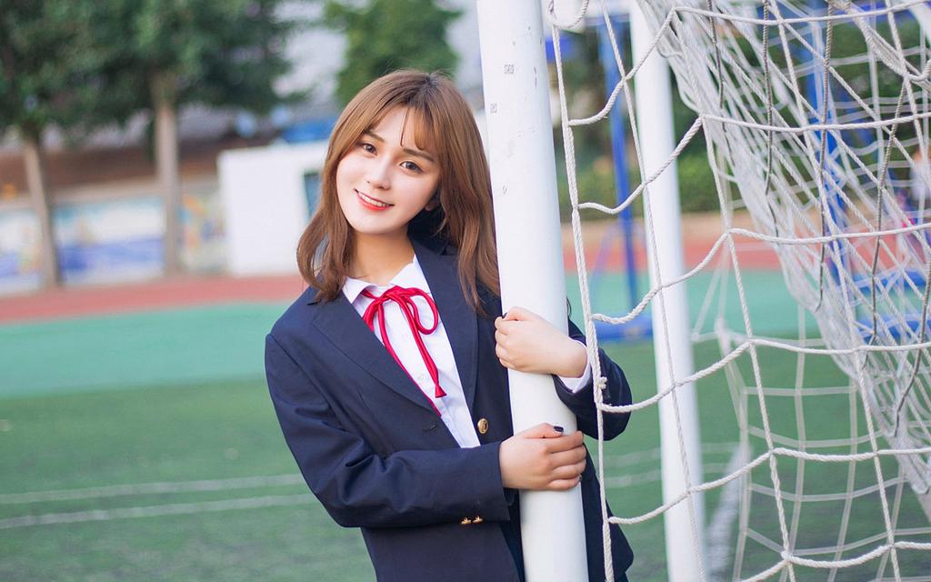甜美少女学生制服写真