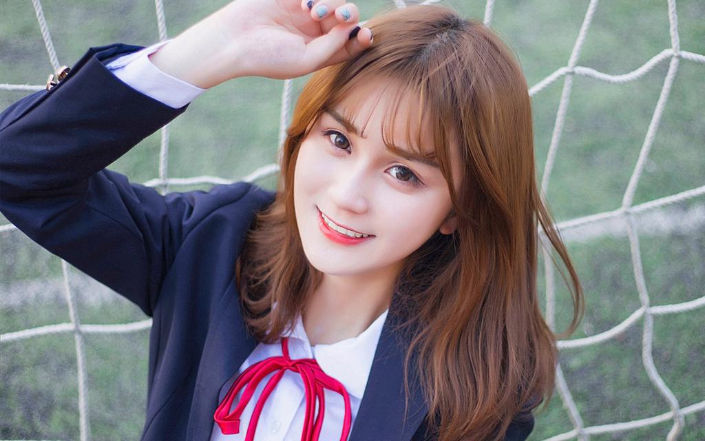 甜美少女学生制服写真