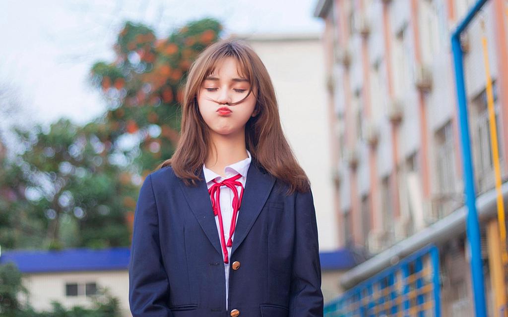 甜美少女学生制服写真