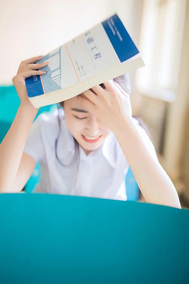 清纯美女校花唯美写真