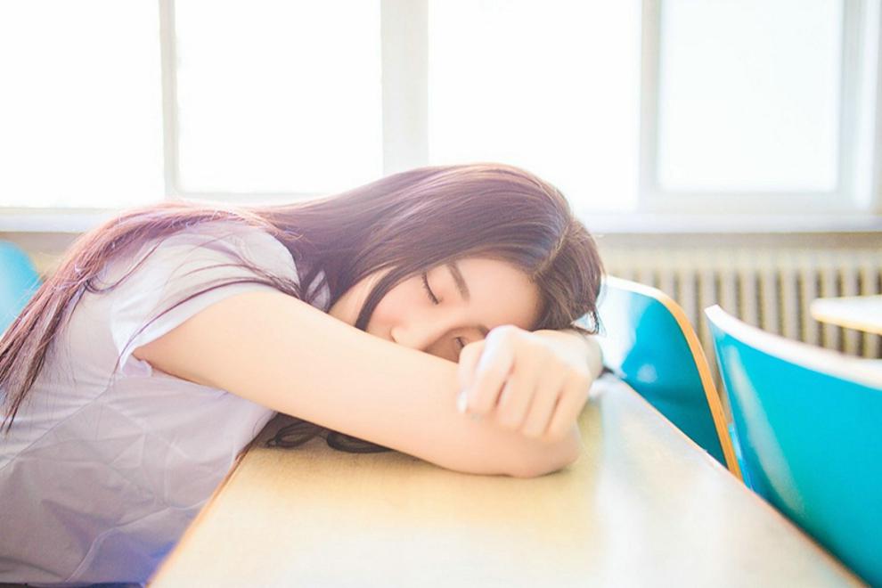 清纯美女校花唯美写真