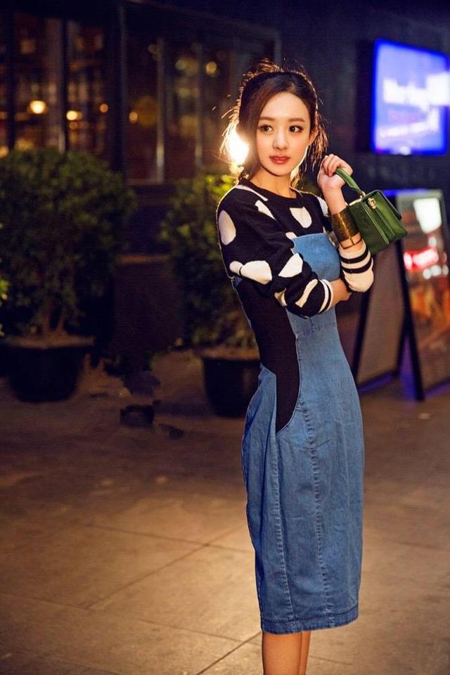 赵丽颖最新街拍图片：魅力十足