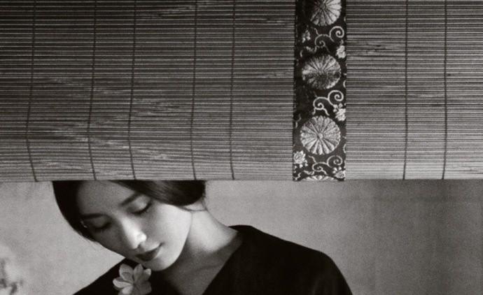 刘诗诗最新杂志写真图片：清雅仙气十足