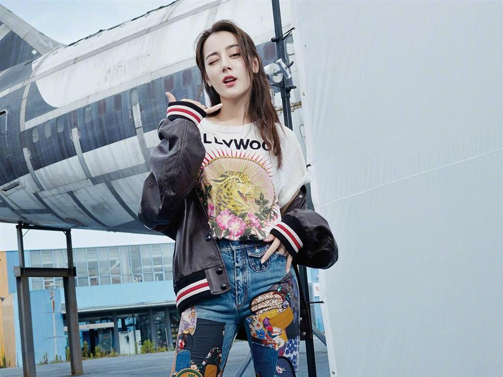 迪丽热巴最新杂志写真图片