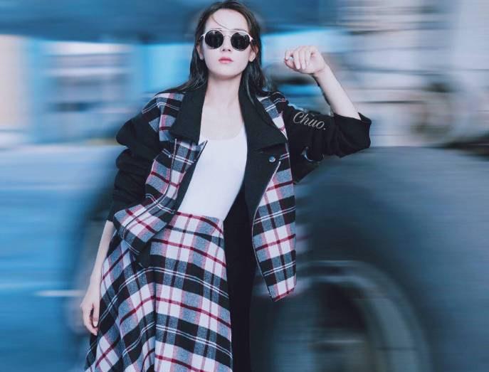 迪丽热巴最新杂志写真图片