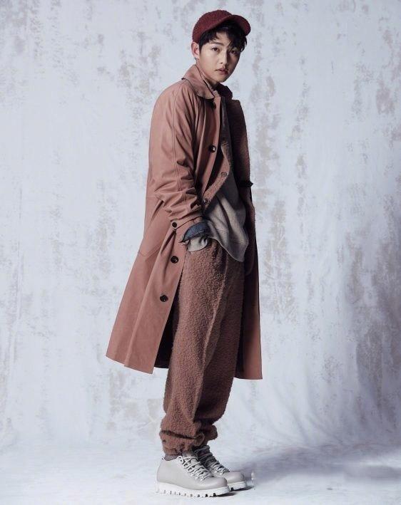 宋仲基最新杂志封面高清图片