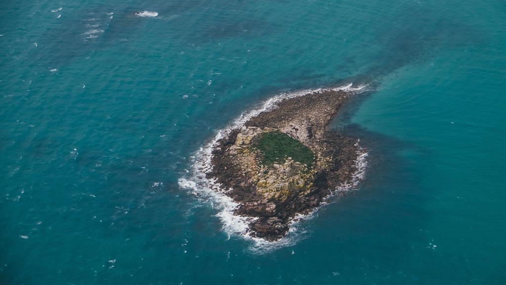 神秘的海上孤岛