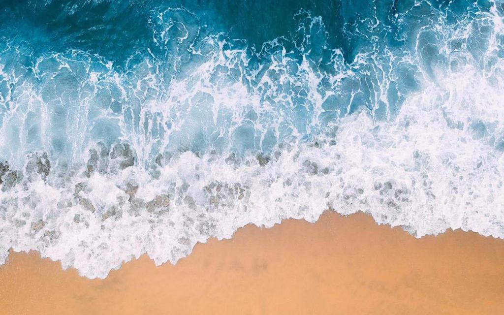 夏日清爽沙滩海浪唯美风景写真