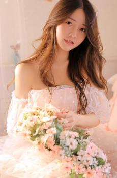 清纯治愈系美女优雅甜美诱人写真-1