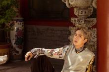 王一博老北京街拍写真