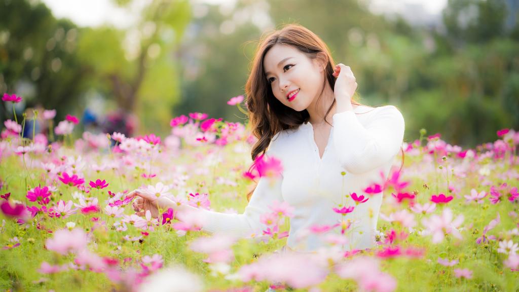 让人迷恋的清纯美女