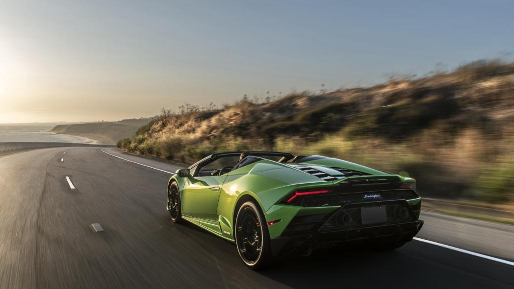 2020年最新款兰博基尼炫酷跑车写真