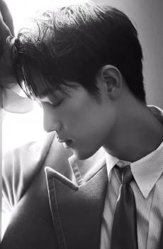 暖心男孩肖战帅气写真-0