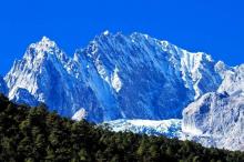 云南的玉龙雪山