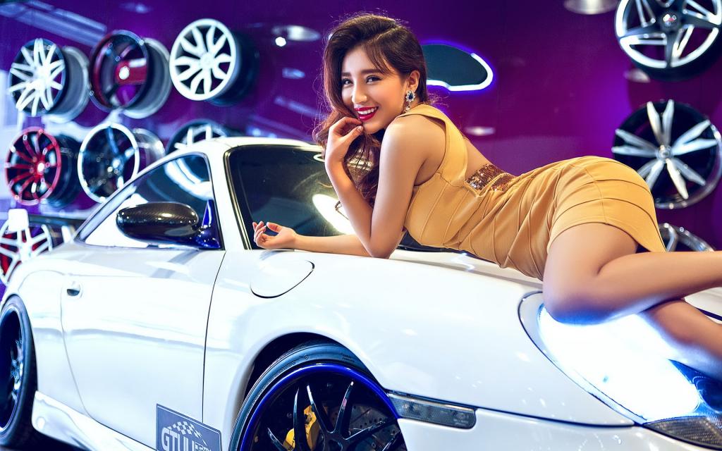 保时捷996 Carrera 美女模特